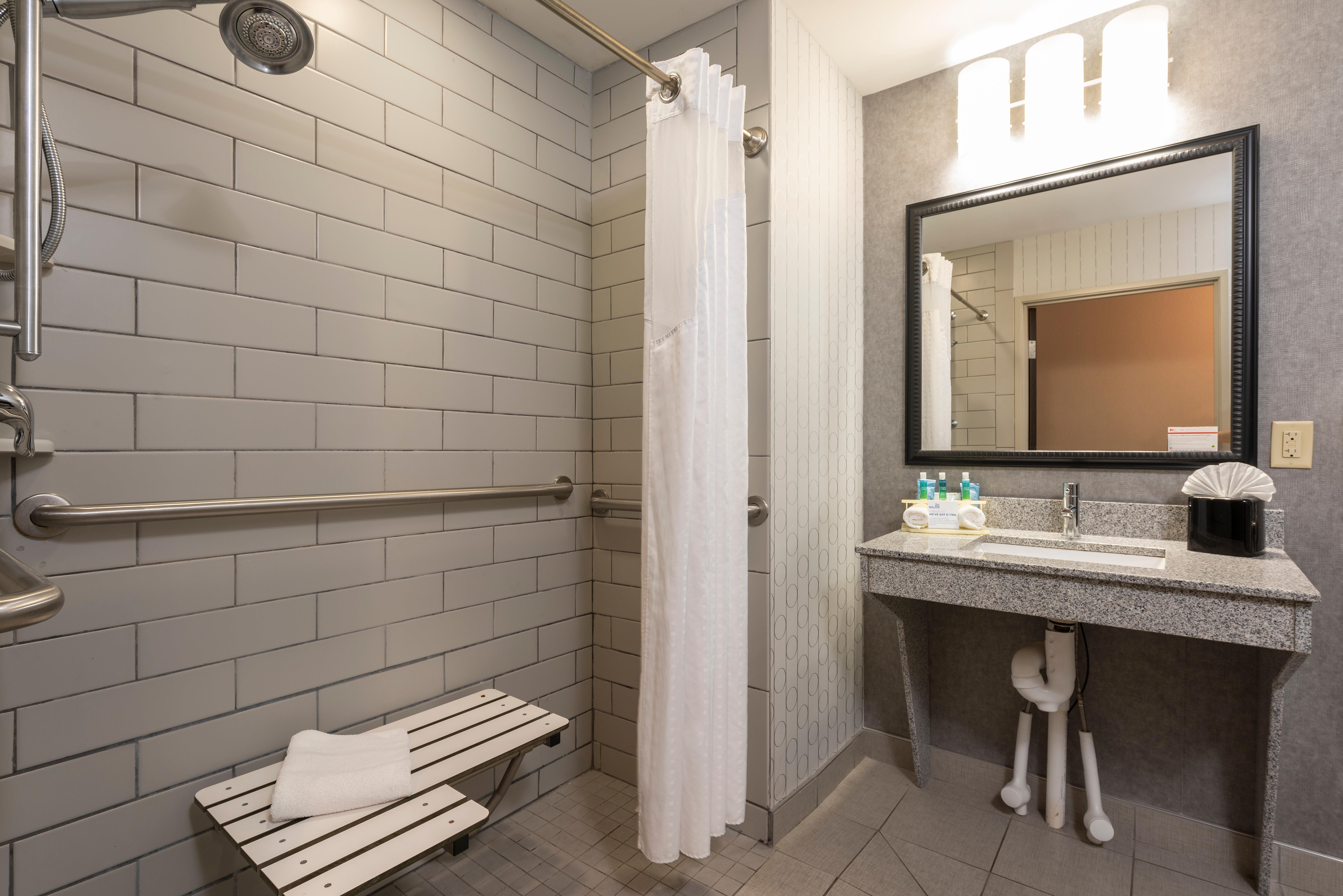 Holiday Inn Express & Suites Columbus - Polaris, An Ihg Hotel Bagian luar foto