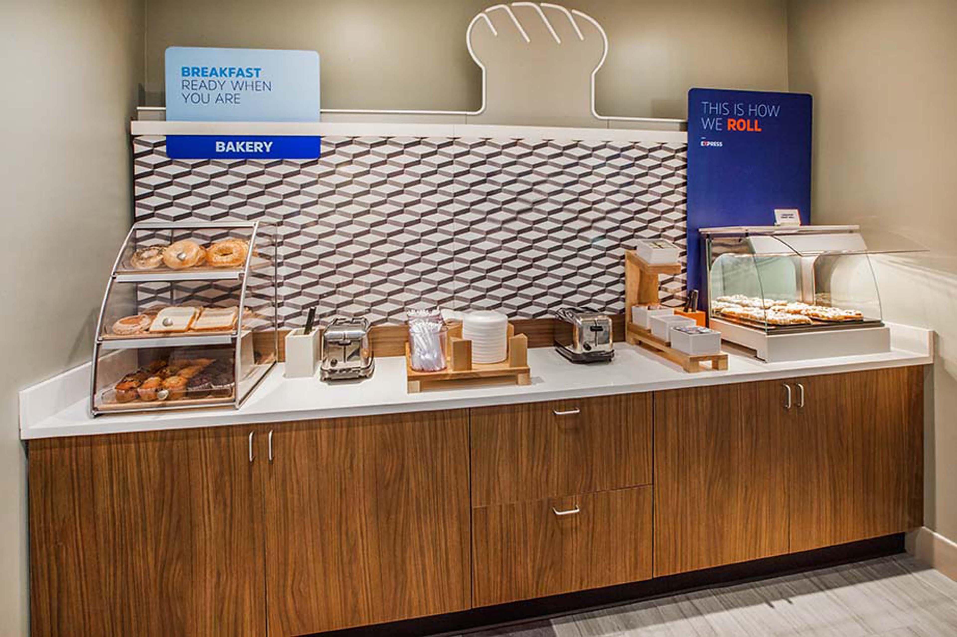 Holiday Inn Express & Suites Columbus - Polaris, An Ihg Hotel Bagian luar foto
